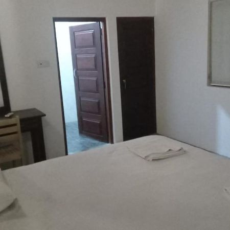 Arugambay Podbay Hotel Vịnh Arugam Ngoại thất bức ảnh