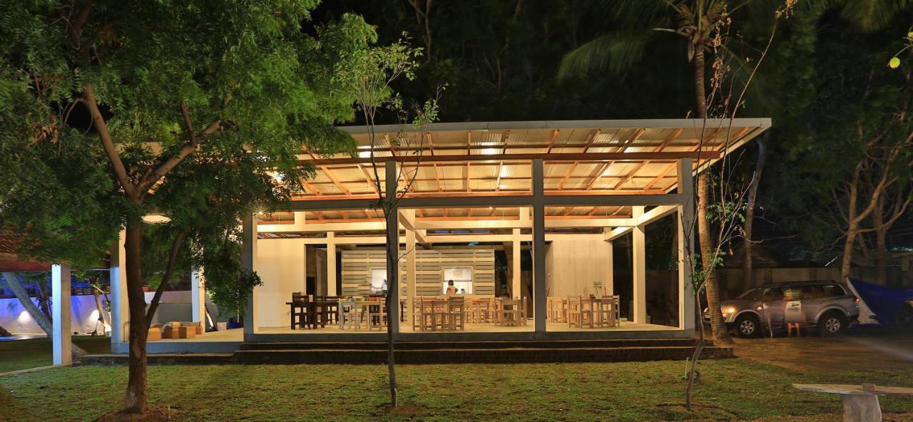 Arugambay Podbay Hotel Vịnh Arugam Ngoại thất bức ảnh