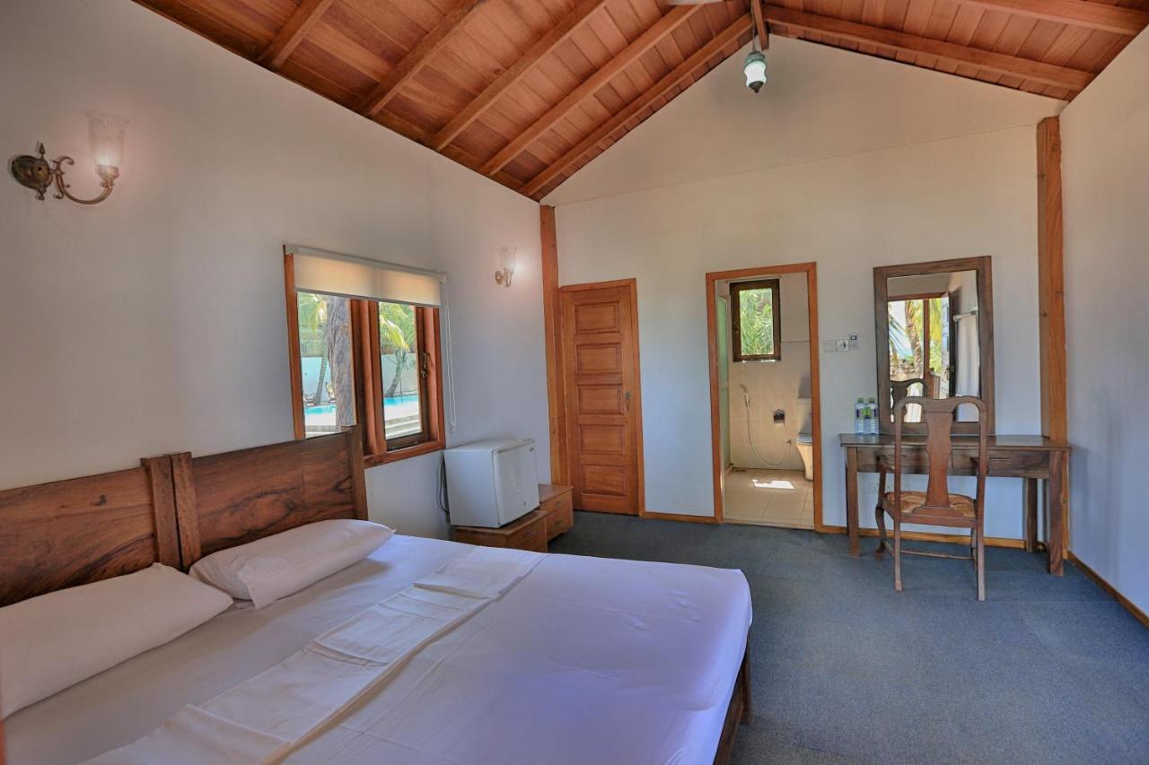 Arugambay Podbay Hotel Vịnh Arugam Ngoại thất bức ảnh